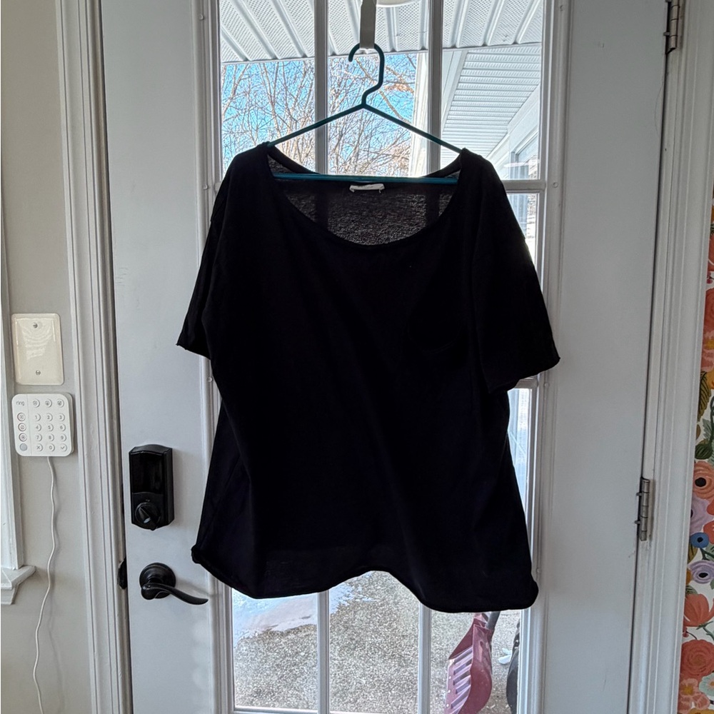 Zenana Outfitters Black Short Sleeve Tee